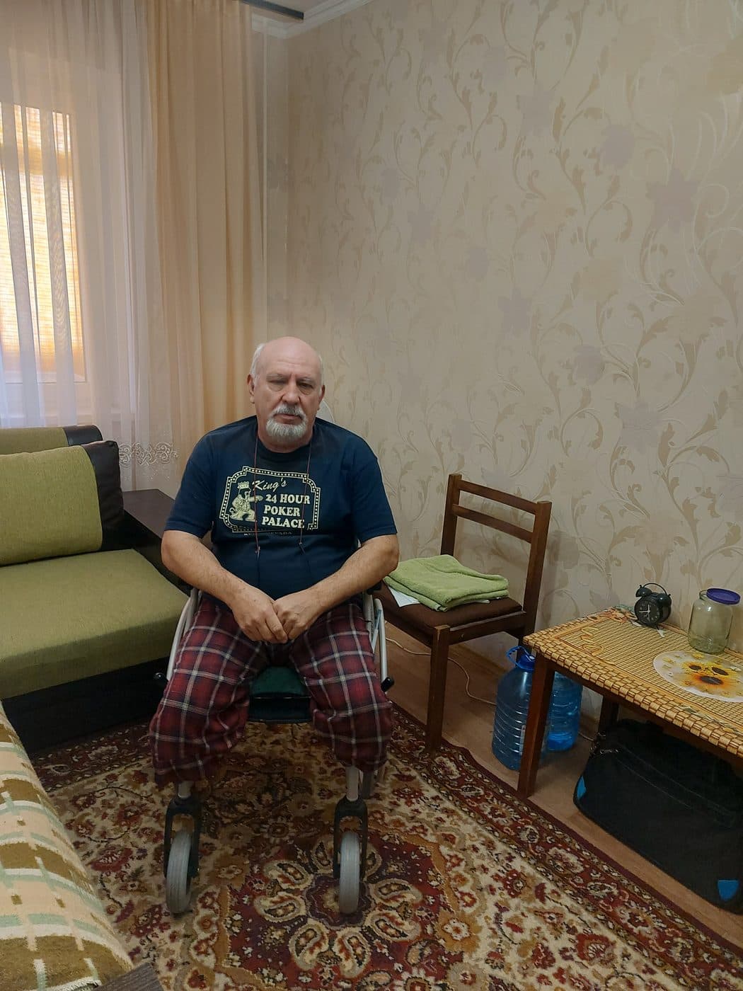 Пан Анатолій, 66