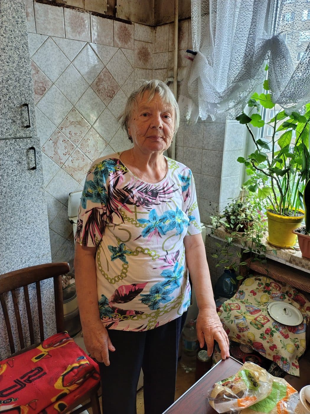 Пані Надія, 80